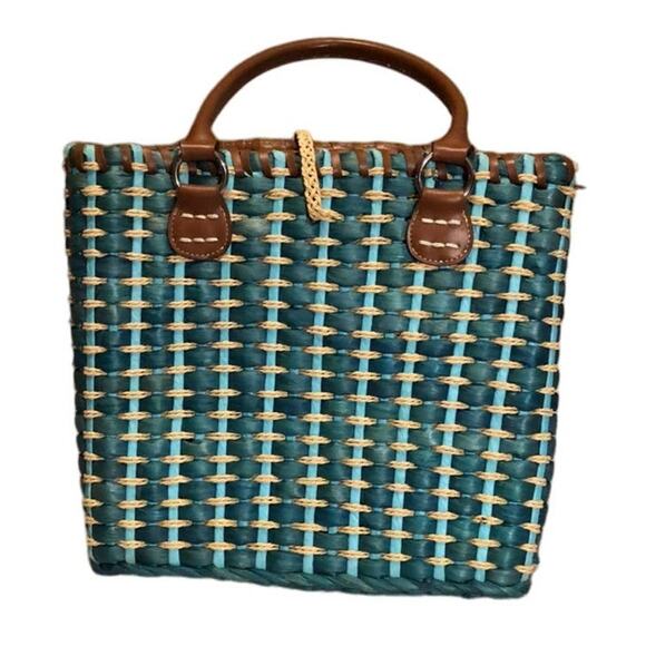 Sun'N'Sand Woven Handbag - Picture 2 of 4